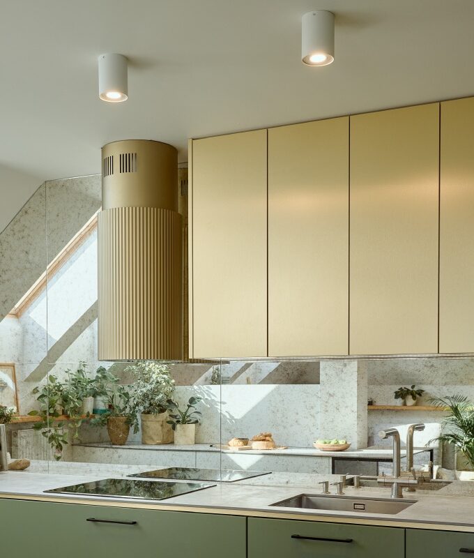 Hình ảnh thực tế Máy hút khói khử mùi – treo độc lập Monoblack K-382B